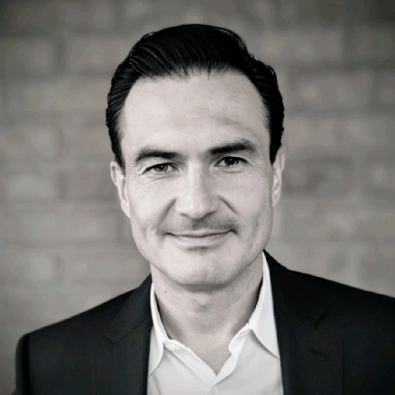 Armando Benitez